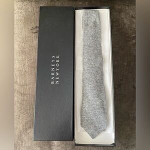 ✨PREOWNED ✨💯%AUTHENTIC LANVIN CASHMERE TIE